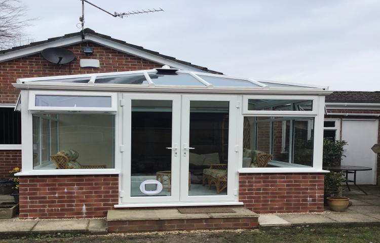 Single Hipped Classic Solar Controlled Edwardian Conservatory