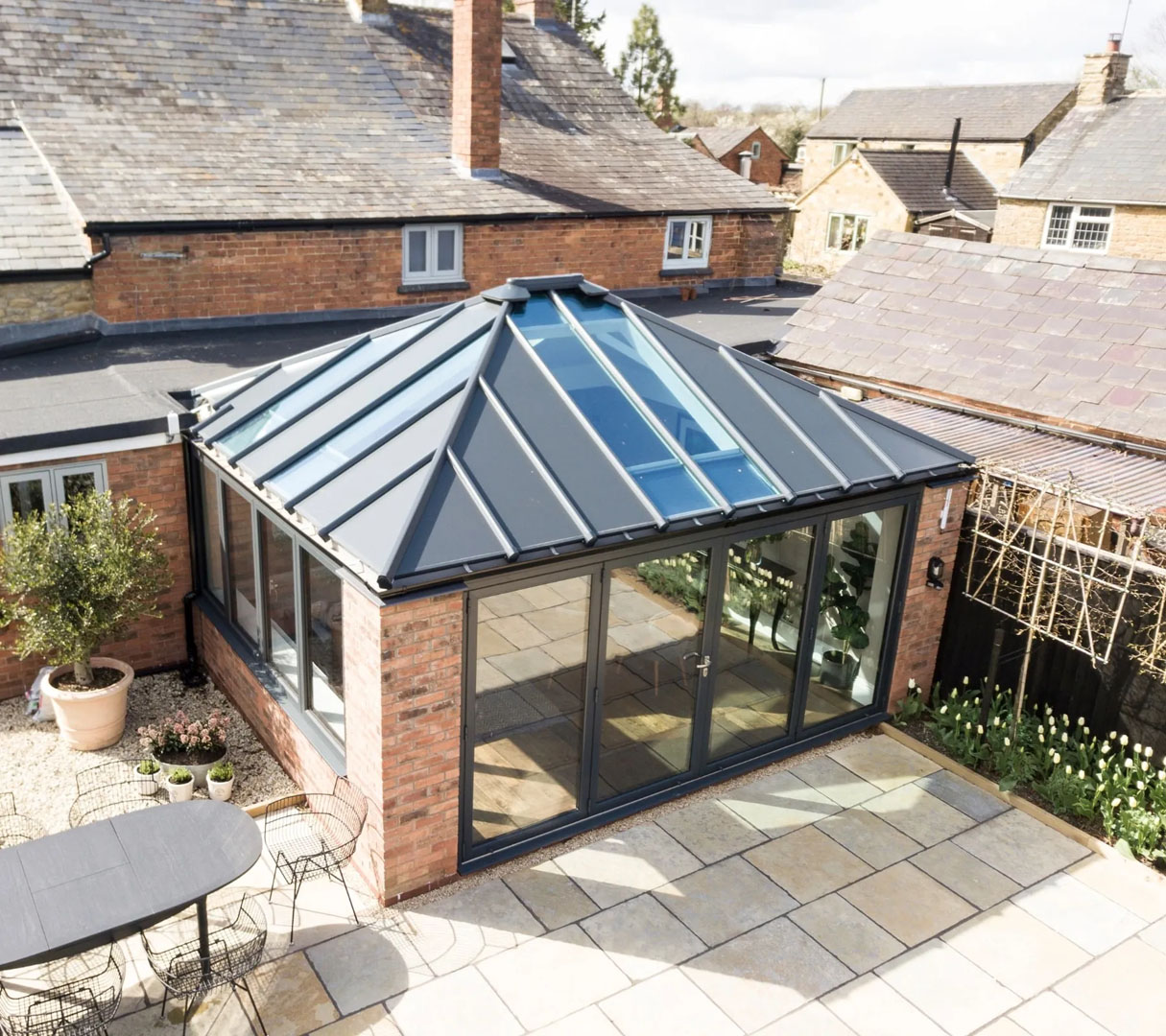 Why Choose Richard Thomas For Your Conservatory Roof In Hampshire?